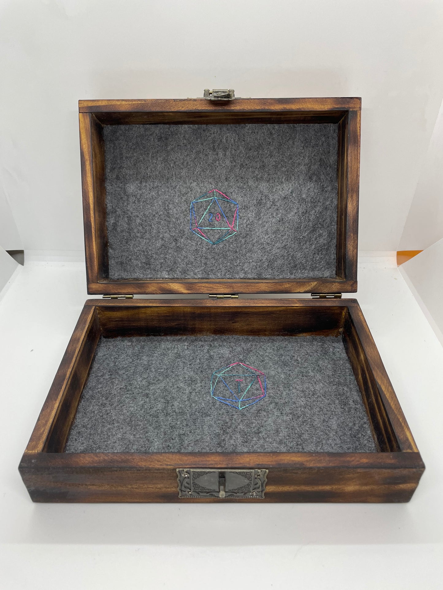 Small Dice Box